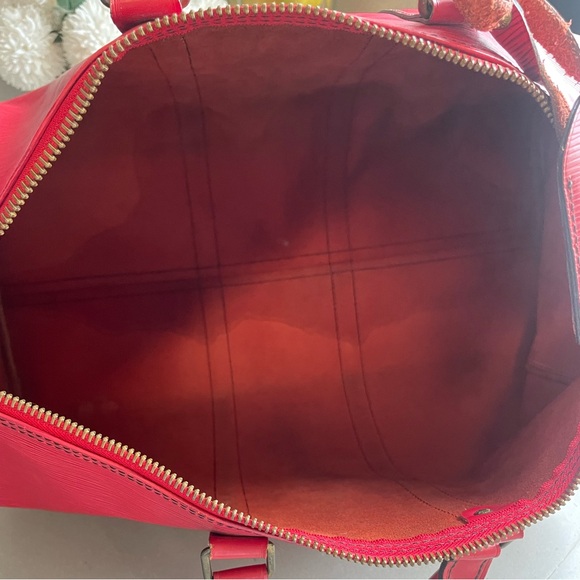 Louis Vuitton Epi Leather Keepall 45 - Picture 6 of 7